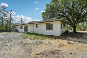 East 14th Street-S0404-032.jpg