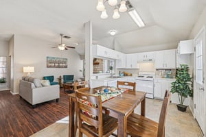 Lantana Dr-S1112-019.jpg