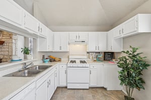 Lantana Dr-S1112-021.jpg