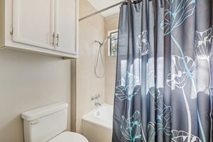 Lantana Dr-S1112-032.jpg