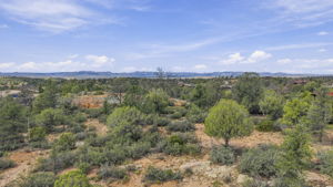 Lot Photo 2