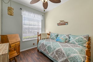 Den 2 of 2
