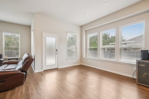 Stagehand Dr-S0412-011.jpg