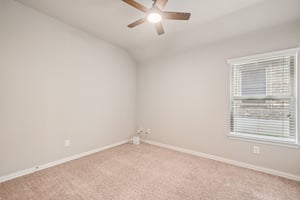 Stagehand Dr-S0412-020.jpg