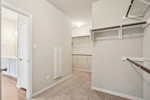 Stagehand Dr-S0412-027.jpg