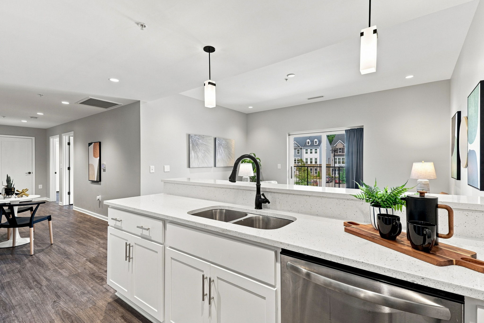 09-Kitchen
