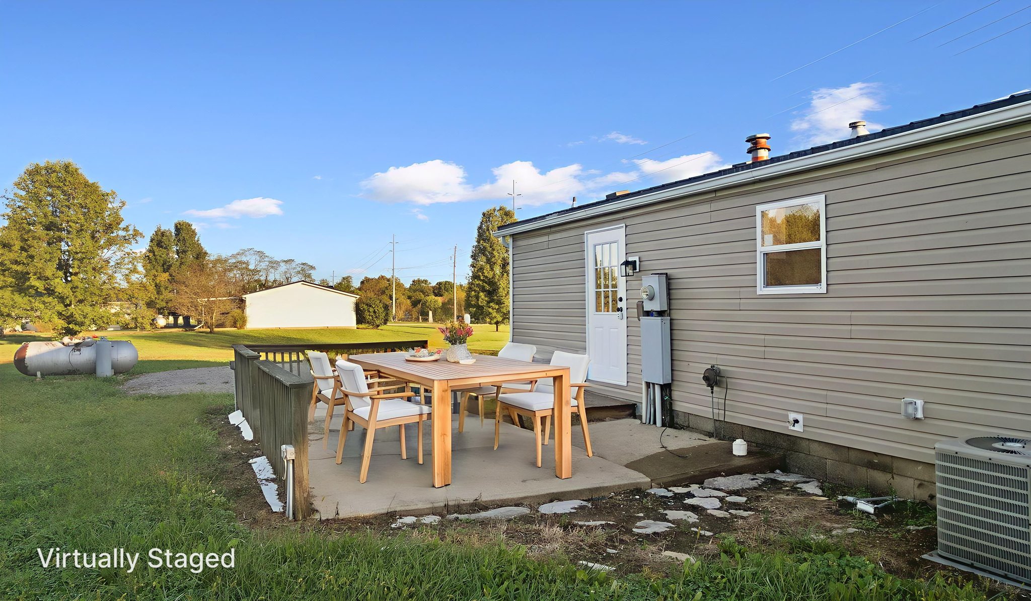 DJI_0094 (2) virtually staged.jpeg