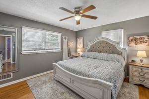 1504 NE 76th St_010.jpg