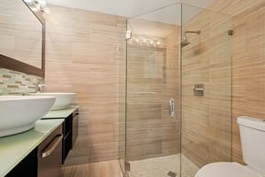 NW 2nd Ave-S1507-044.jpg