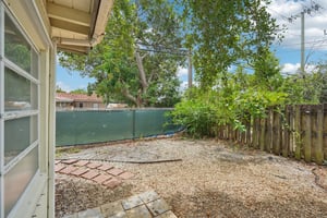 NW 2nd Ave-S1507-050.jpg