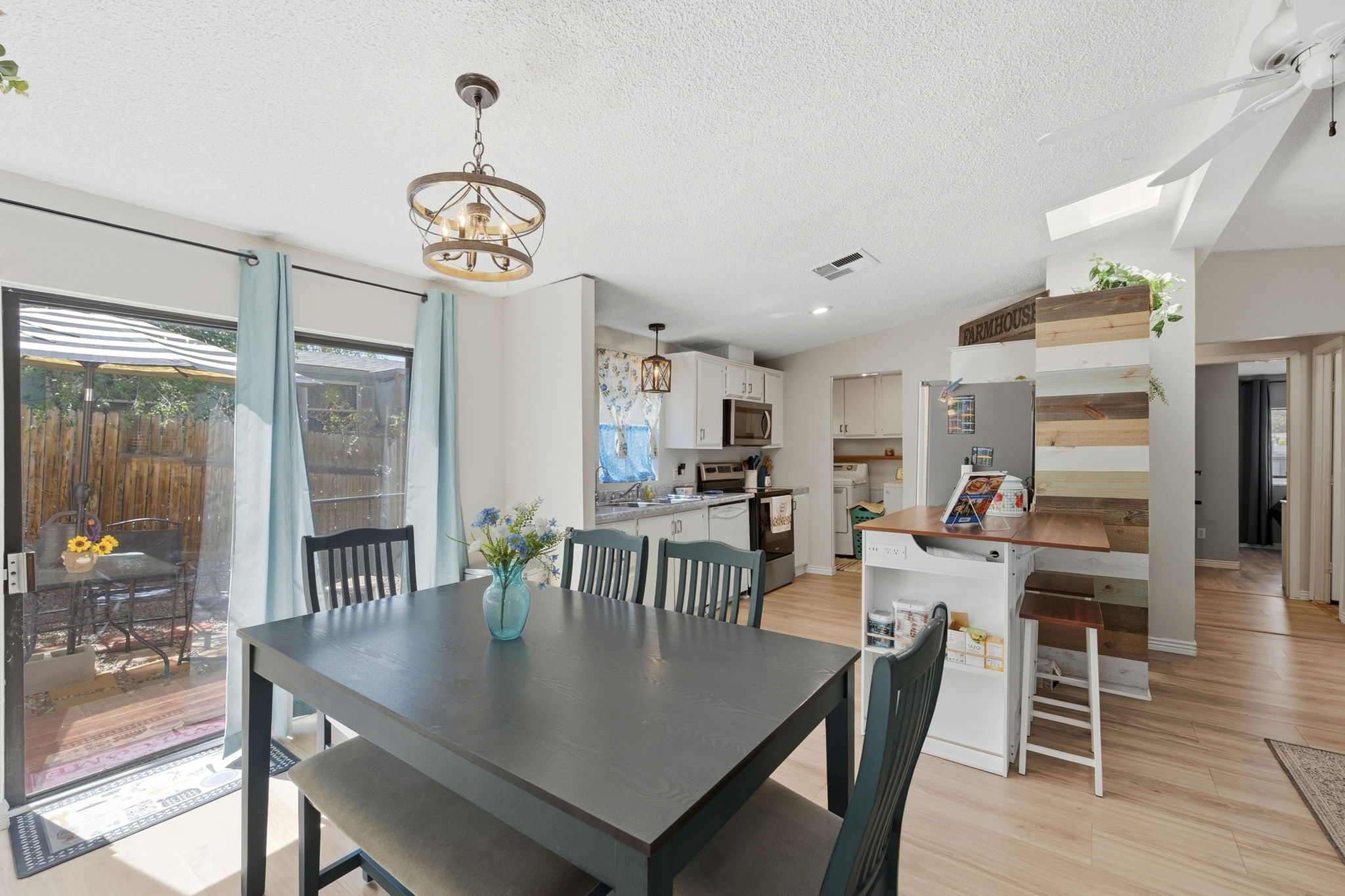 Dining Room 2_1