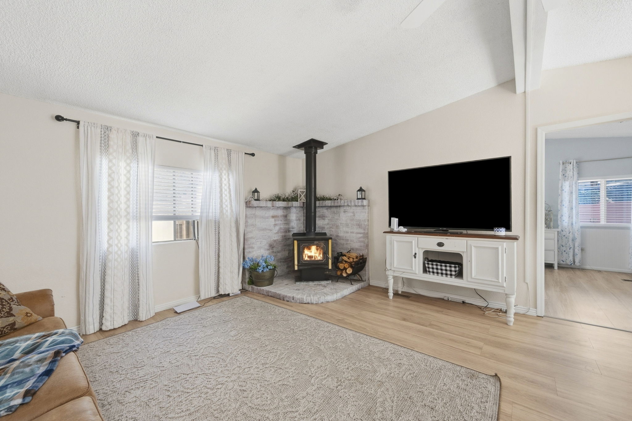 Living Room 3