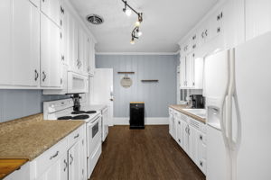 1505 Courtland Ave-16