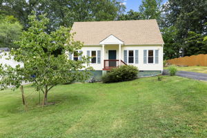  Photo 0