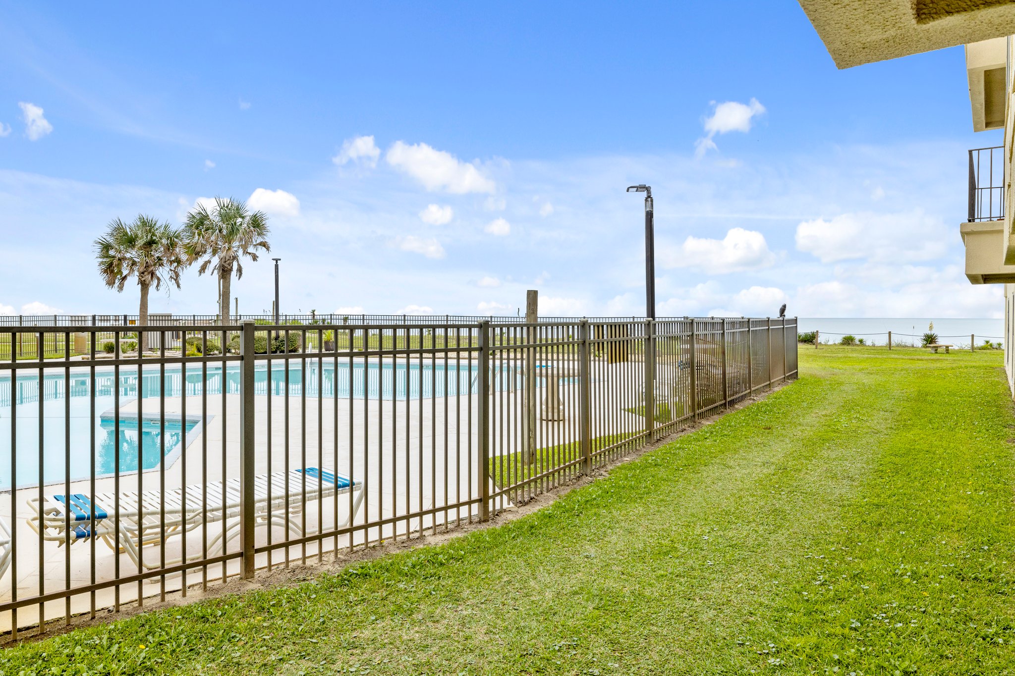 1505 Salter Path Rd, Indian Beach, NC 28512, USA Photo 3