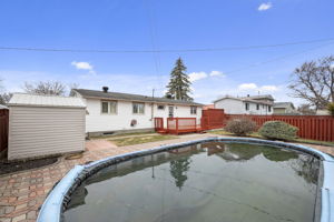  Photo 44