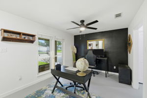 Office/Dining Room/Flex Space