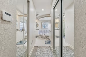 Auburn Oaks Blvd-S2509-024.jpg