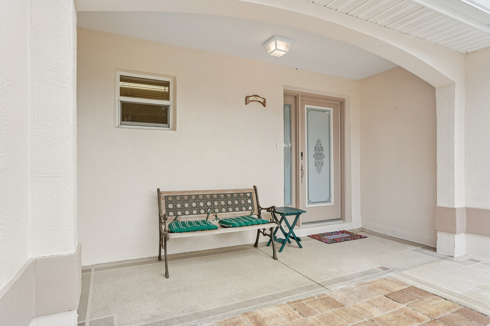 Canales Ln-S2701-005.jpg