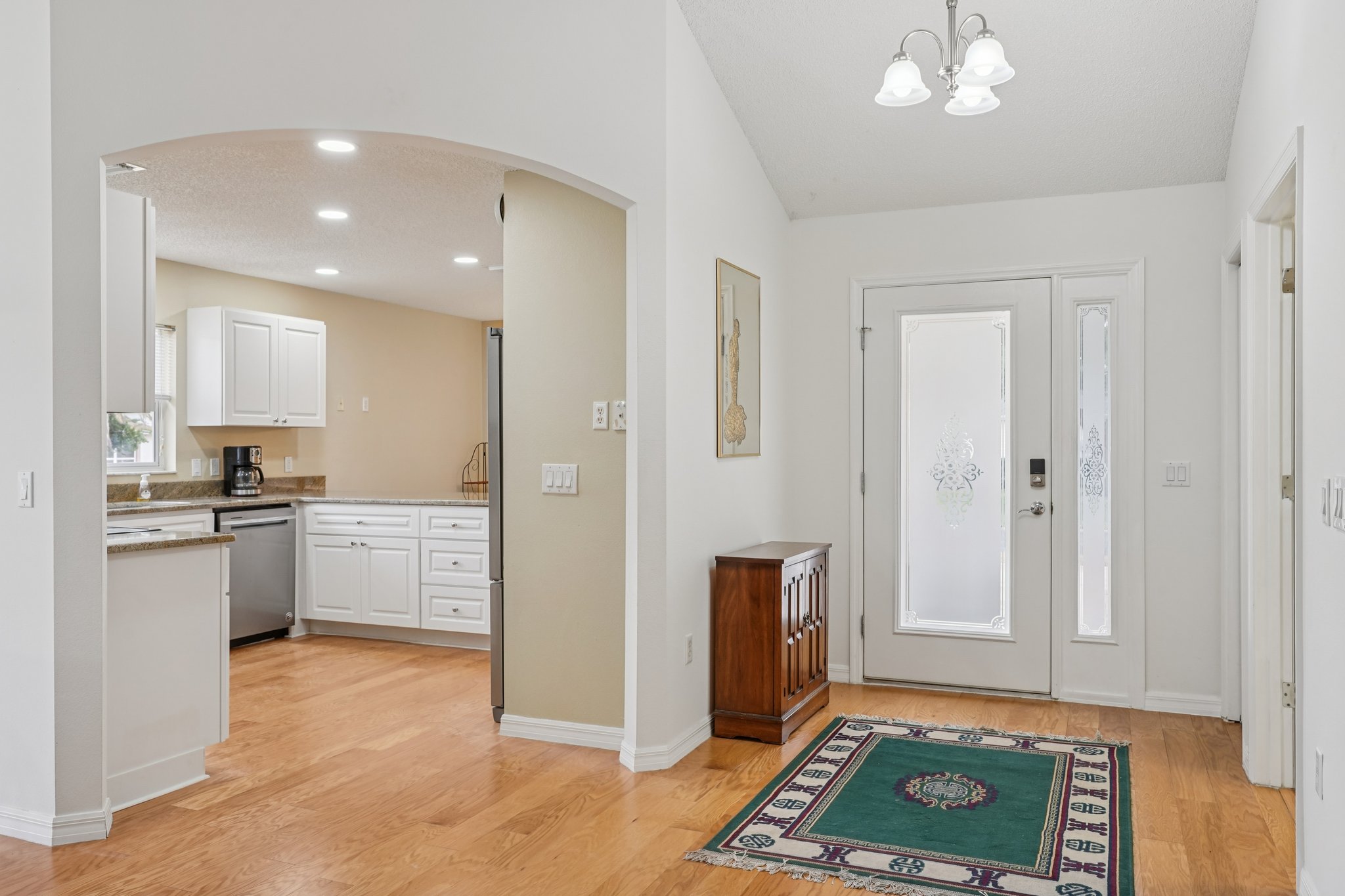 Canales Ln-S2701-006.jpg