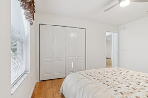 Canales Ln-S2701-035.jpg