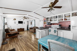 1506 Coral Reef Ln, Murrells Inlet, SC 29576, USA Photo 5
