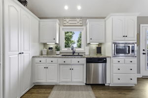 14 Kitchen 05