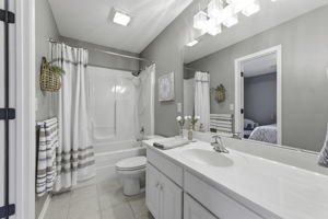 31 Bathroom 3
