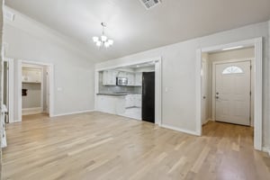 1506 Taurus Dr_014.jpg