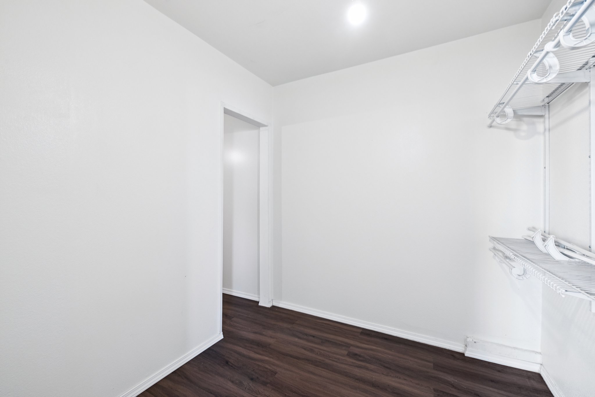 W Ave L12-S2506-051.jpg