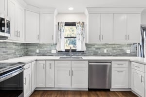 W Ave L12-S2506-009.jpg