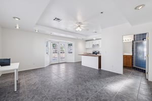 W Ave L12-S2506-047.jpg