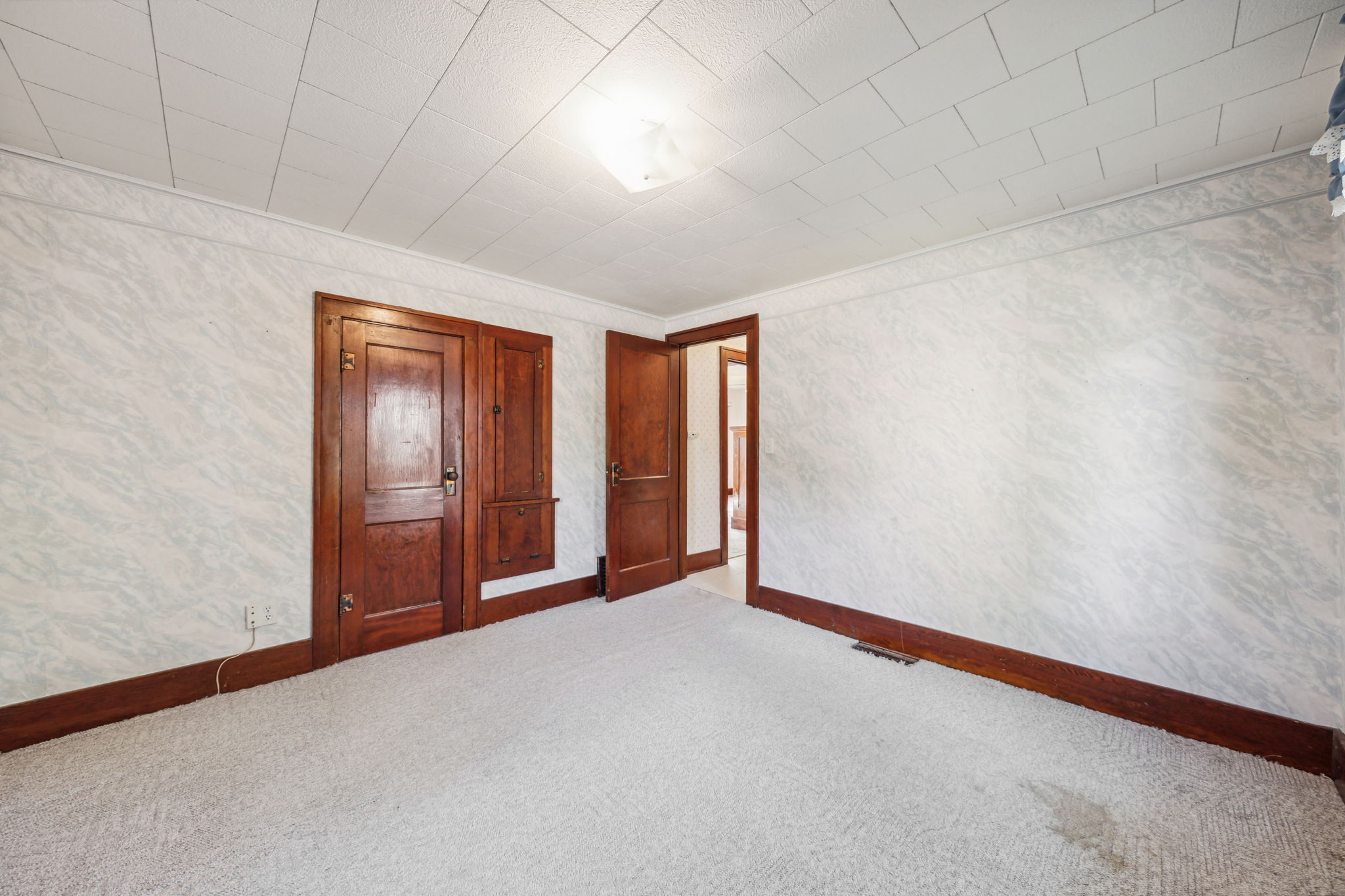 13_Interior
