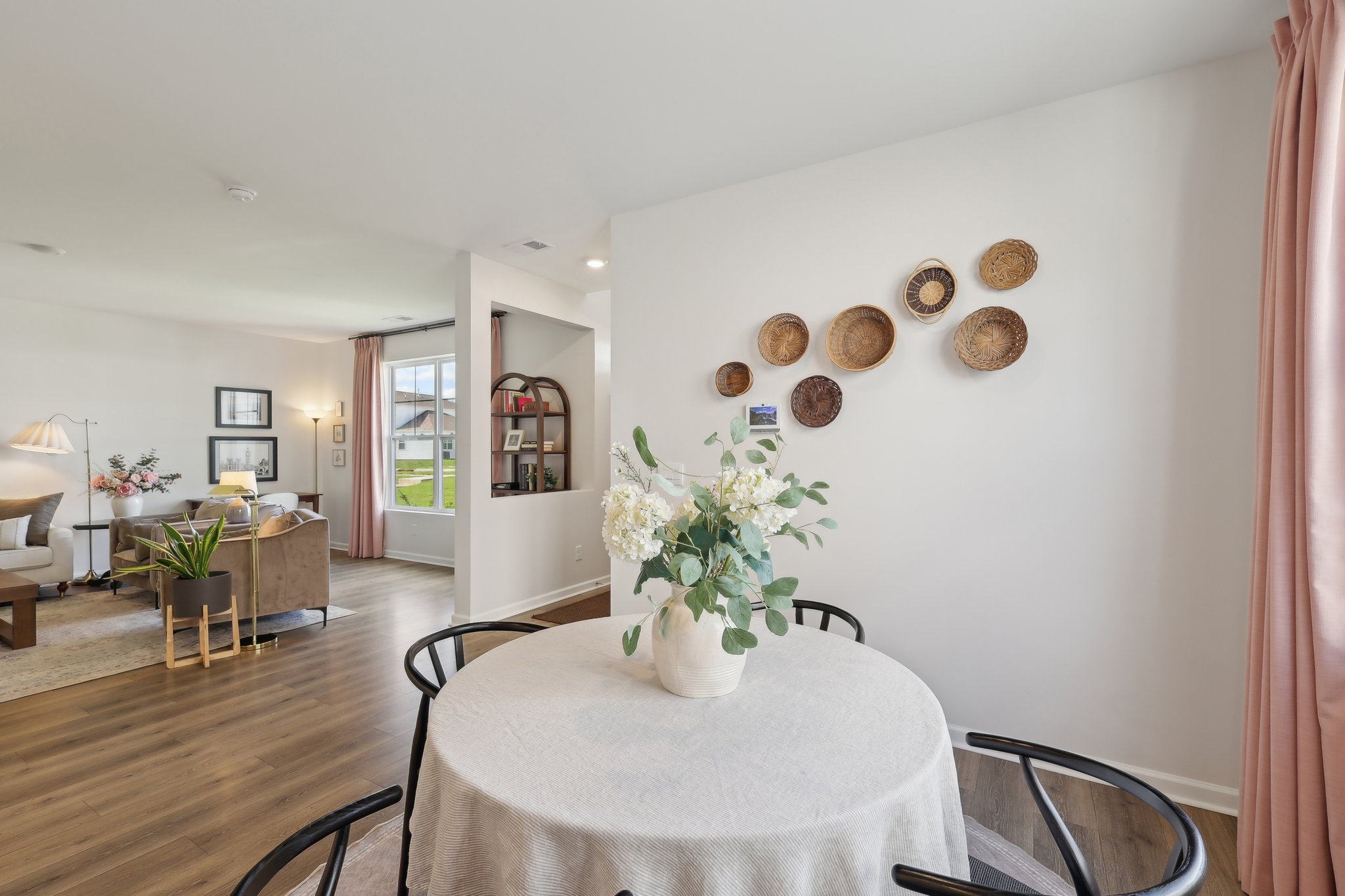 Ashgrove Pl-2405-024.jpg