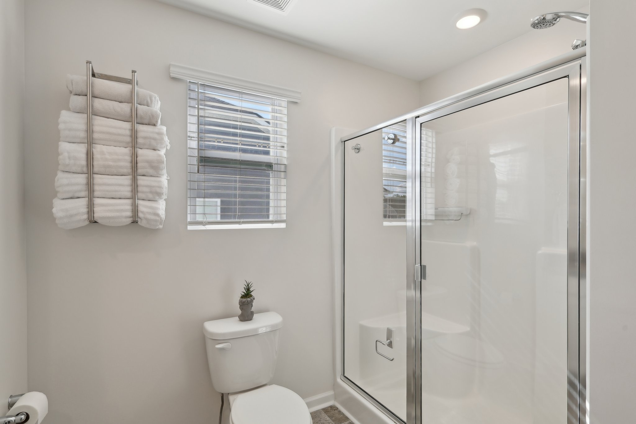 Ashgrove Pl-2405-044.jpg