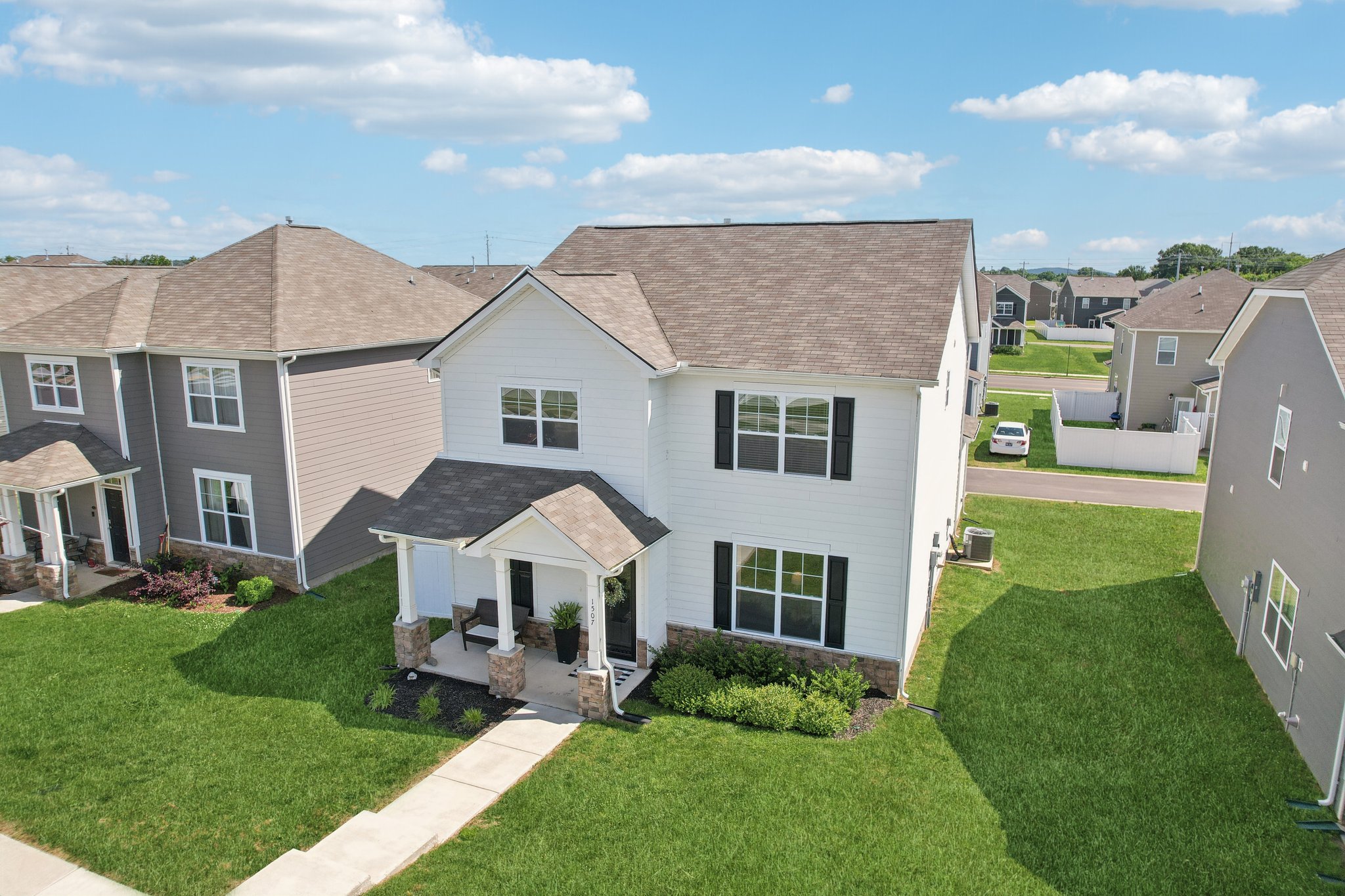Ashgrove Pl-2405-067.jpg