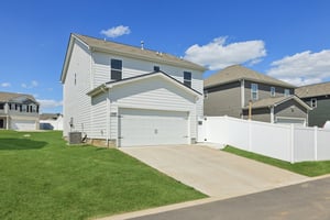 Ashgrove Pl-2405-007.jpg