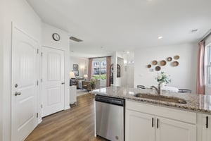 Ashgrove Pl-2405-029.jpg