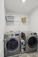 Ashgrove Pl-2405-037.jpg