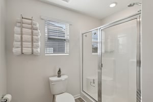Ashgrove Pl-2405-044.jpg