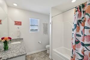 Ashgrove Pl-2405-054.jpg