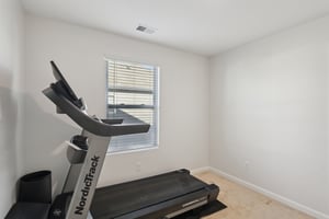 Ashgrove Pl-2405-056.jpg