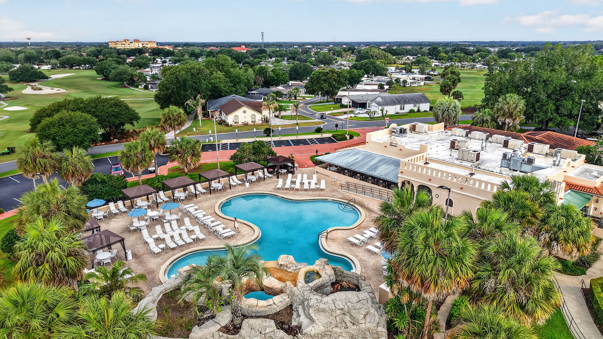 Nearby Orange Blossom Hills Country Club Pool
