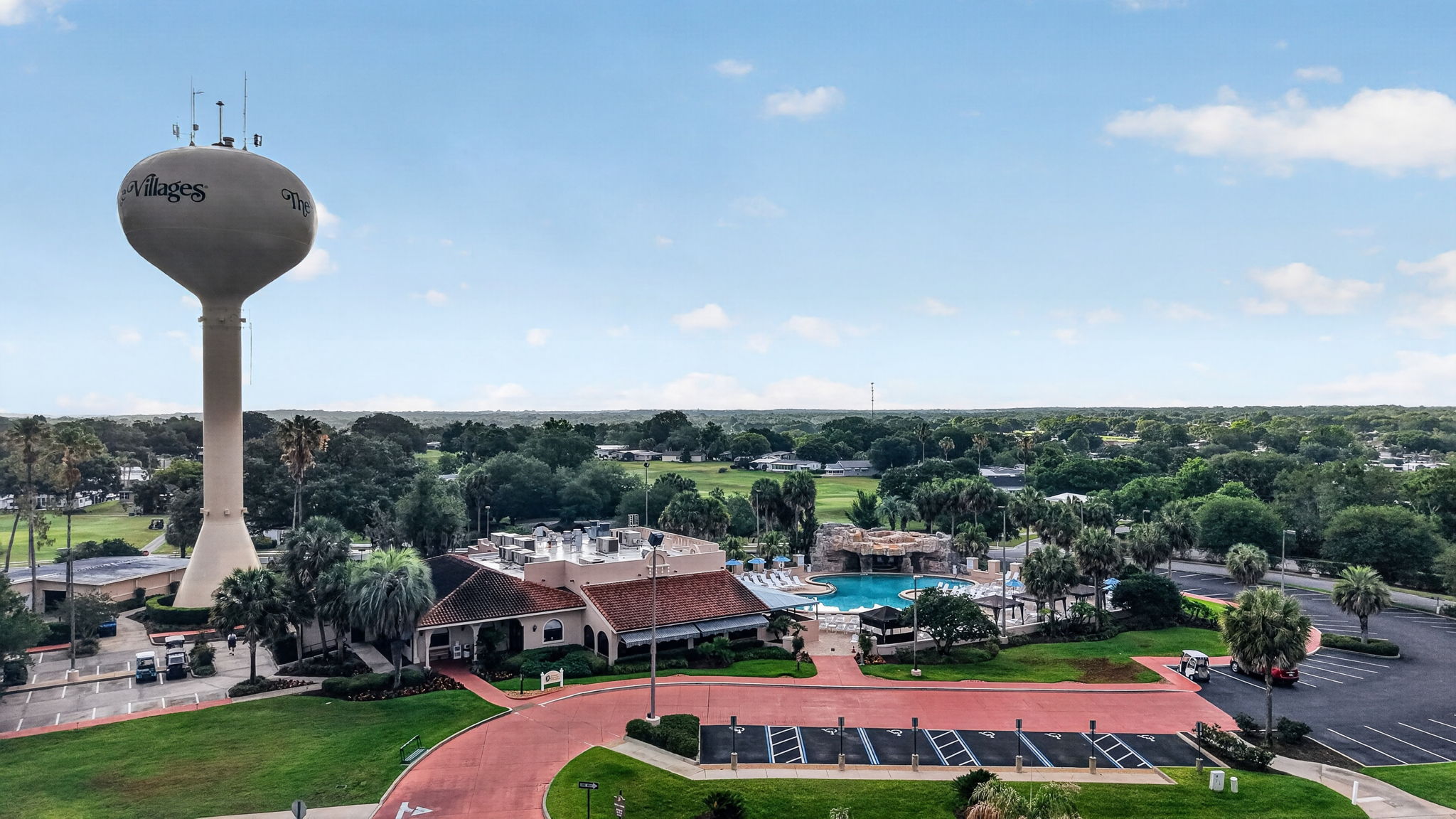 Nearby Orange Blossom Hills Country Club Pool