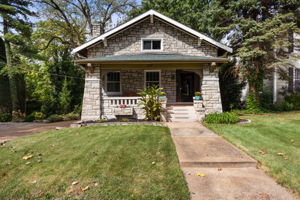  Photo 0