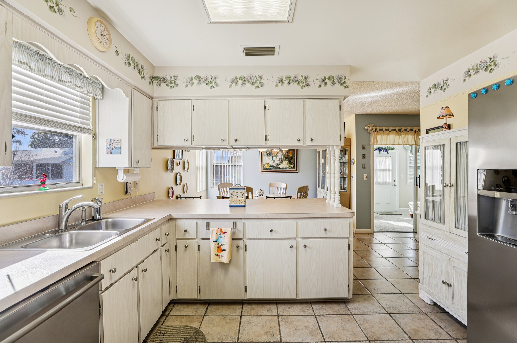 New Abbey Ave-S0801-017.jpg