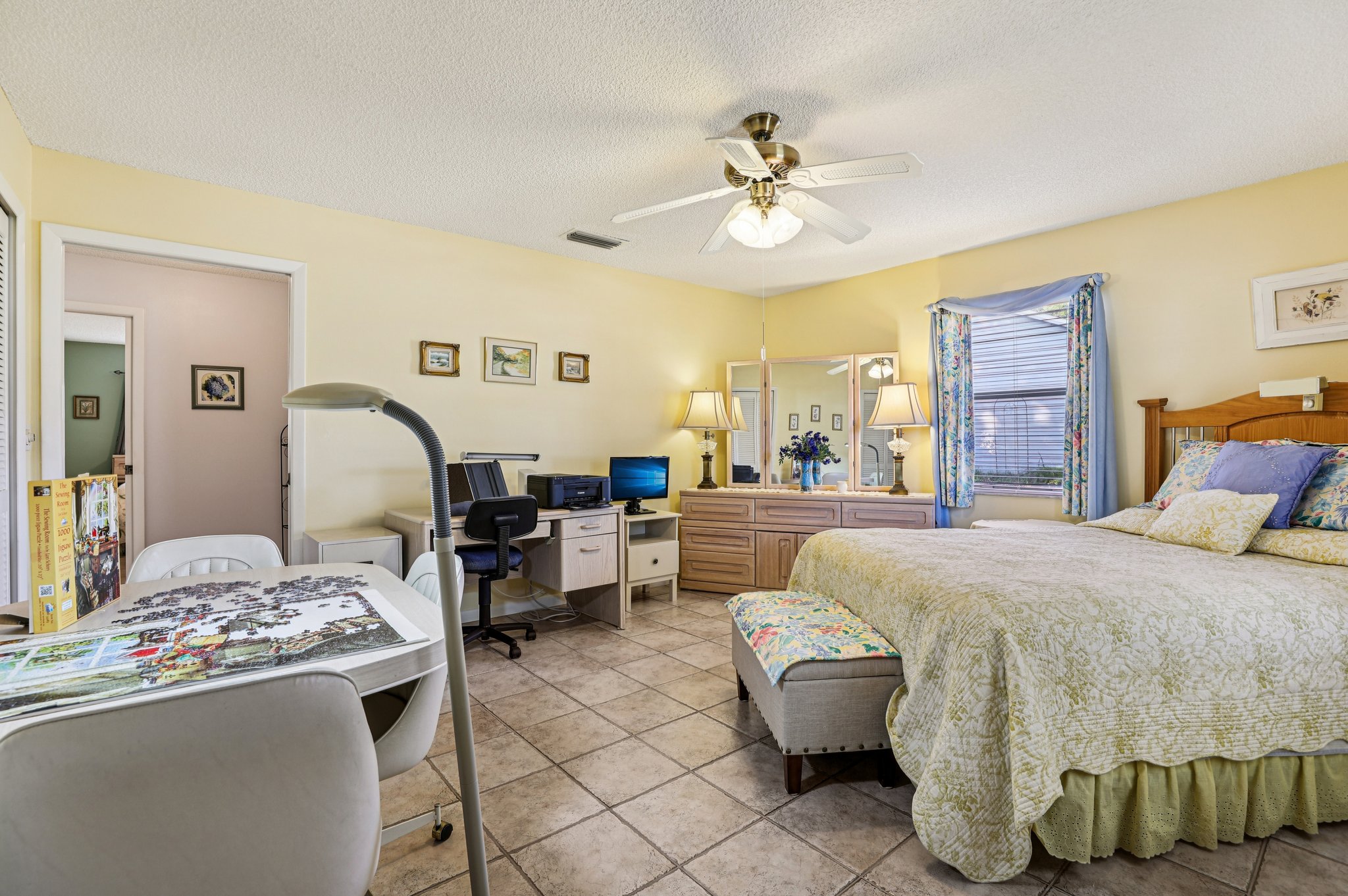 New Abbey Ave-S0801-029.jpg