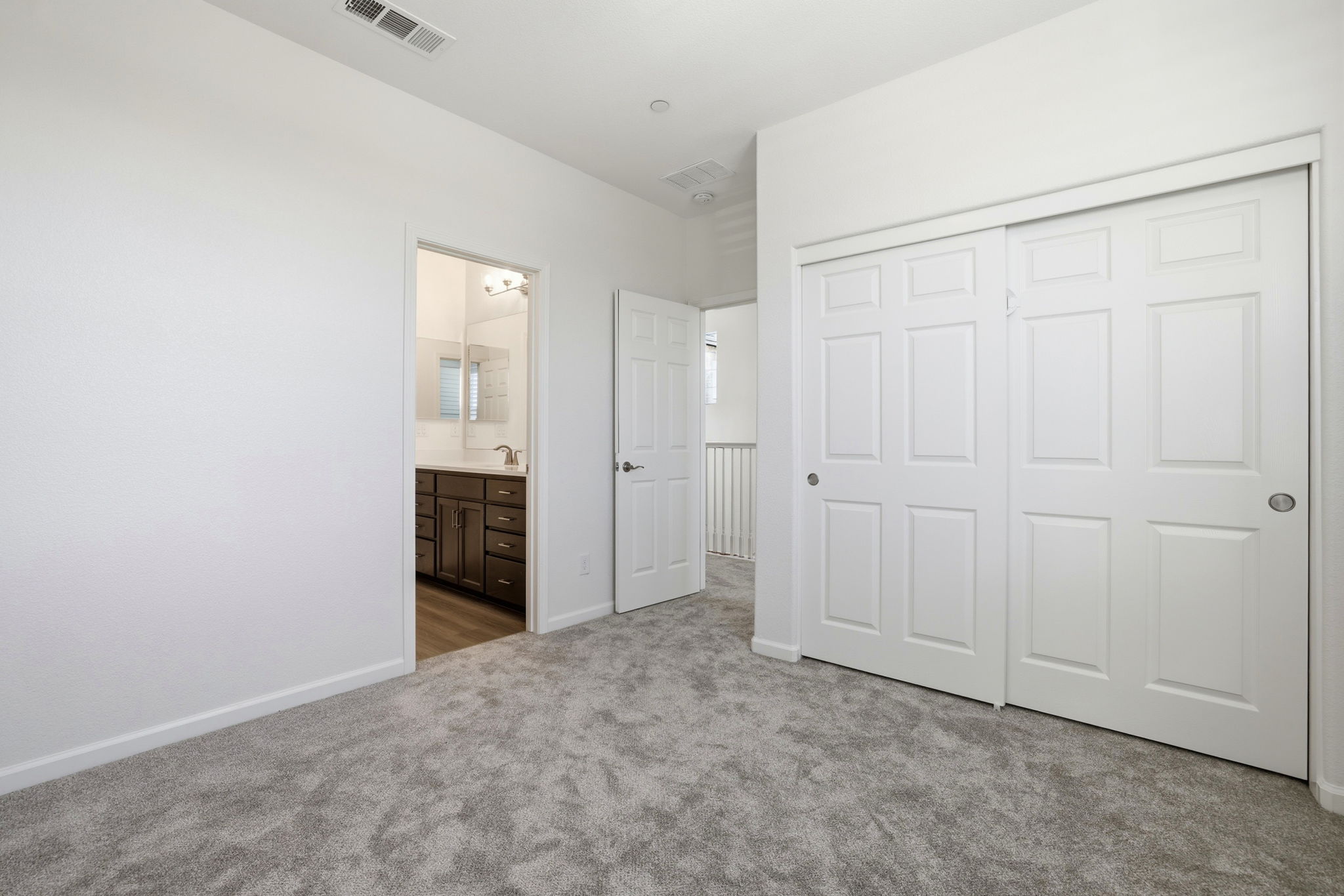 018_F8_1507 Valley Oak Dr