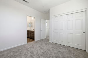 018_F8_1507 Valley Oak Dr