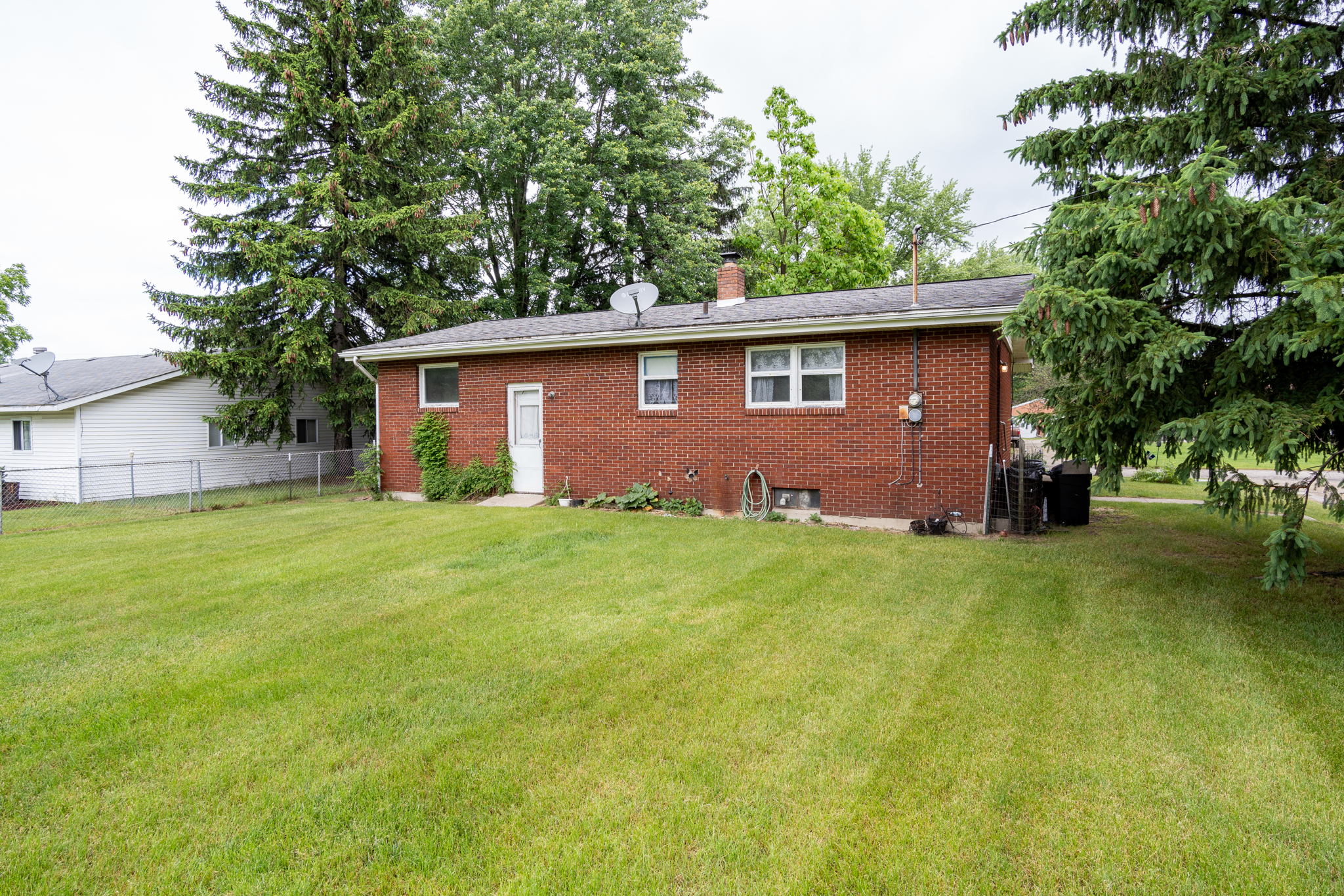 15076 Riviera Shores Dr, Holly, MI 48442 Michigan Video Tours